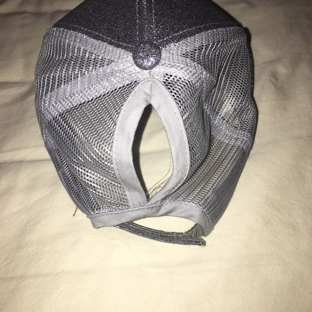 C.C hat - Picture 2 of 3